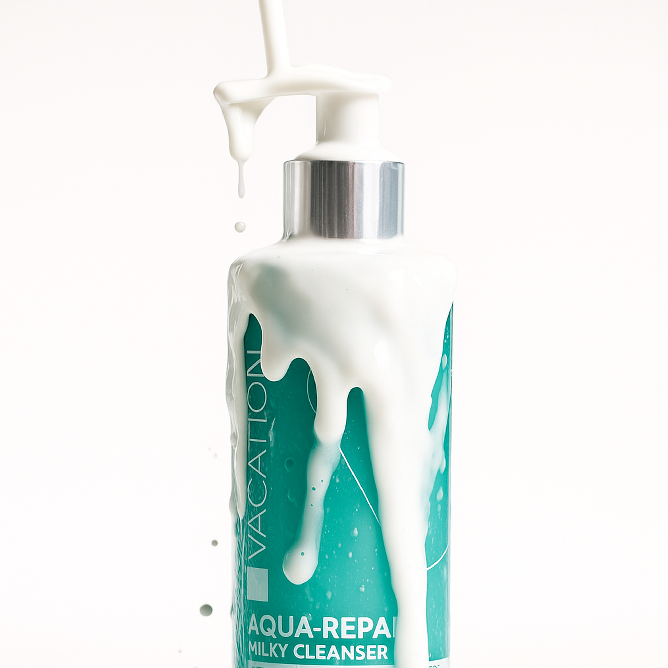 Vacation Aqua-Repair Milky Cleanser 200ml