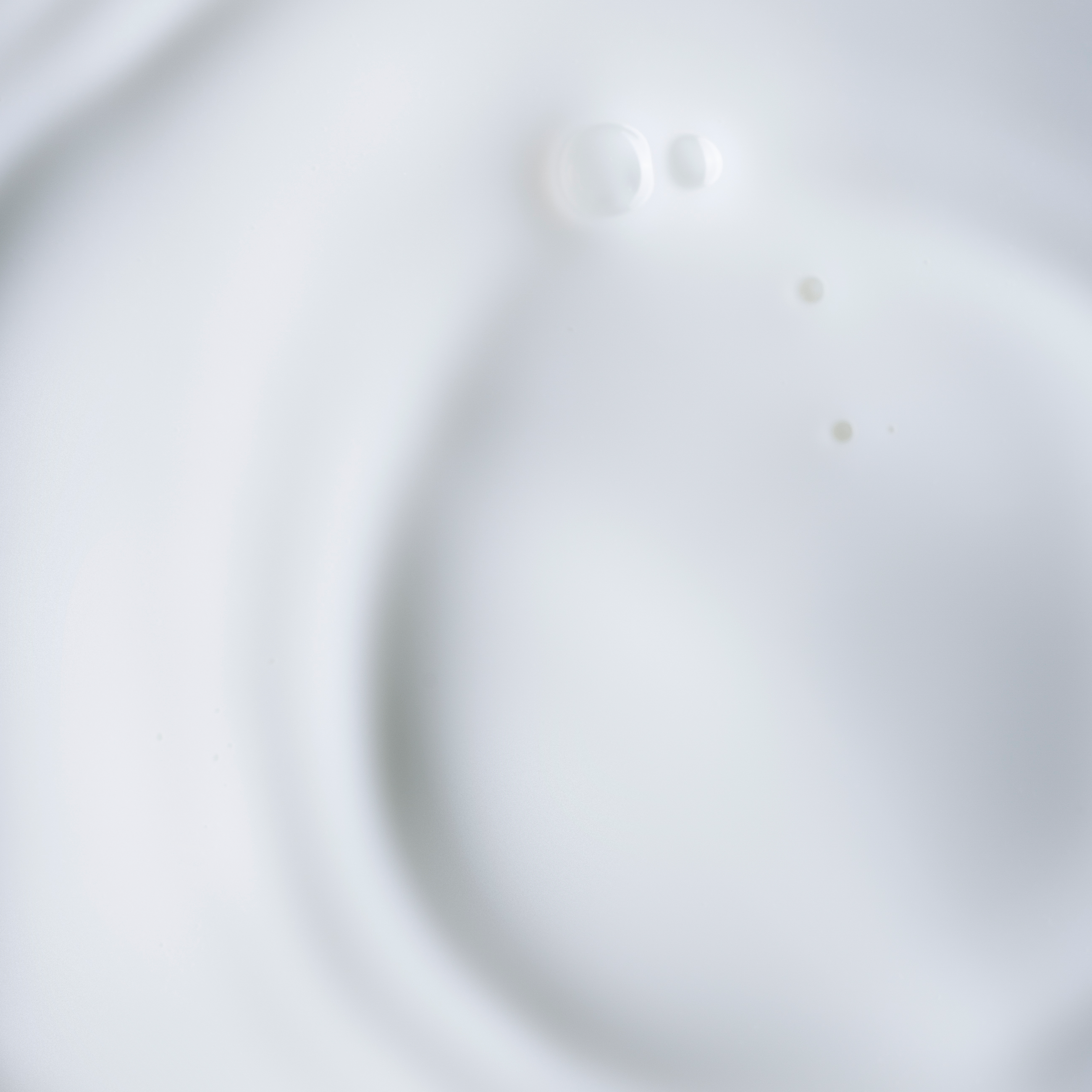 Vacation Aqua-Repair Milky Cleanser 200ml